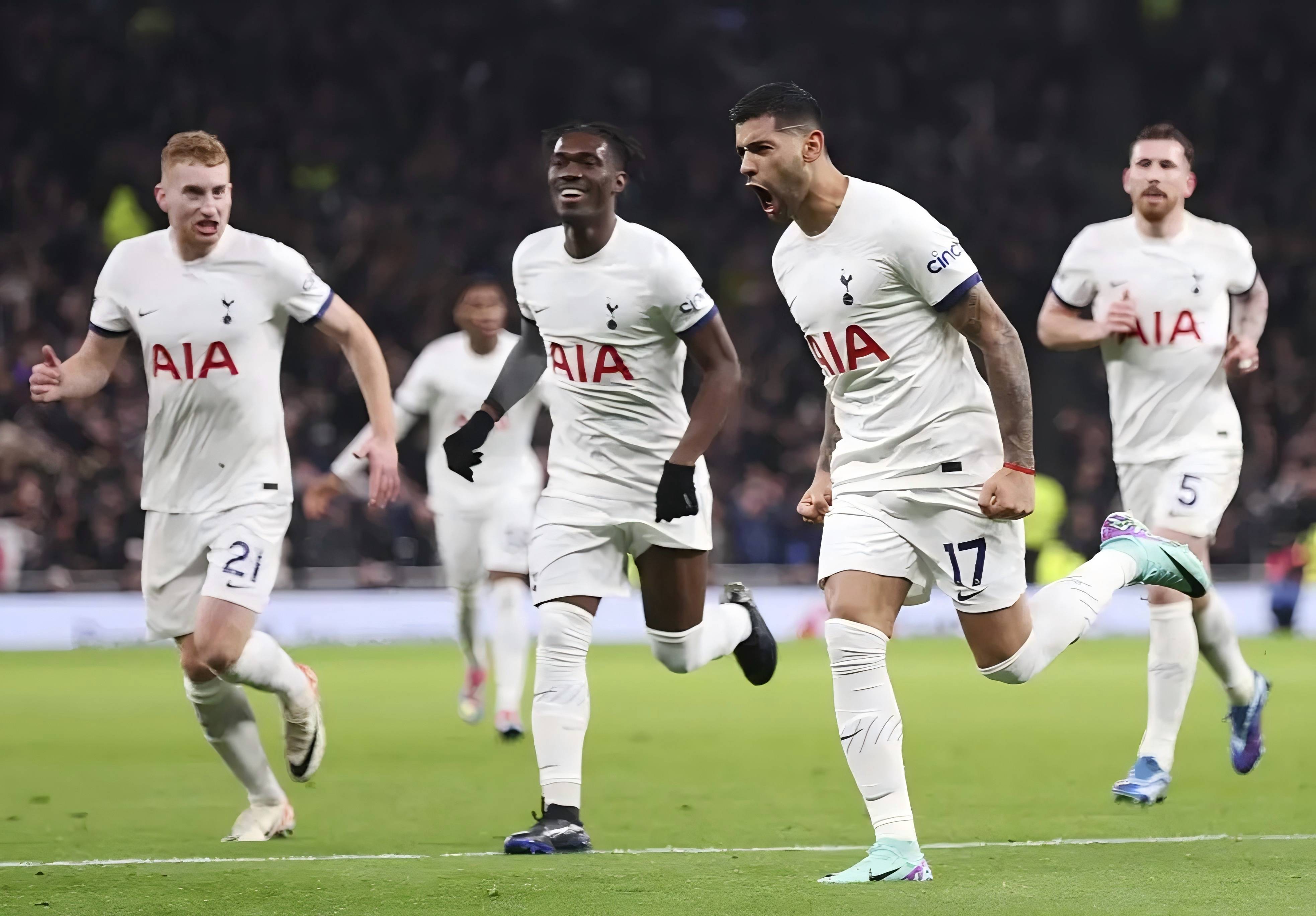 九游体育平台 -冲刺阶段体能课后，巴黎圣日耳曼完成体检备战德国杯，态度坚定，数据趋势出现新变化的简单介绍