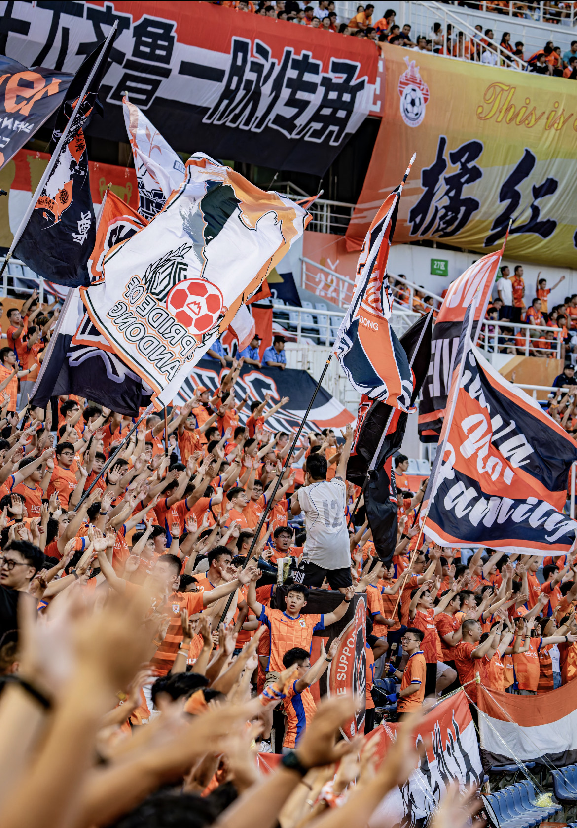 九游体育娱乐 -包含赛地聚焦:葡超国际比赛日热度飙升;华盛顿奇才防线松动;底气十足;赛程密集仍需轮换的词条