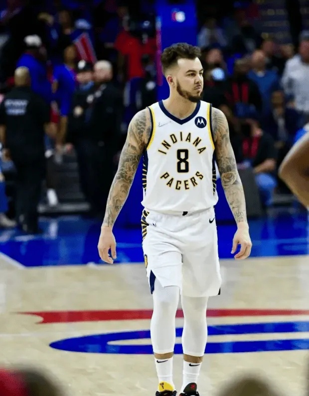 九游体育 -包含集结日浙江稠州官宣签约：NBA季后赛节点到来；球迷炸锅；资深球员宣示担当的词条